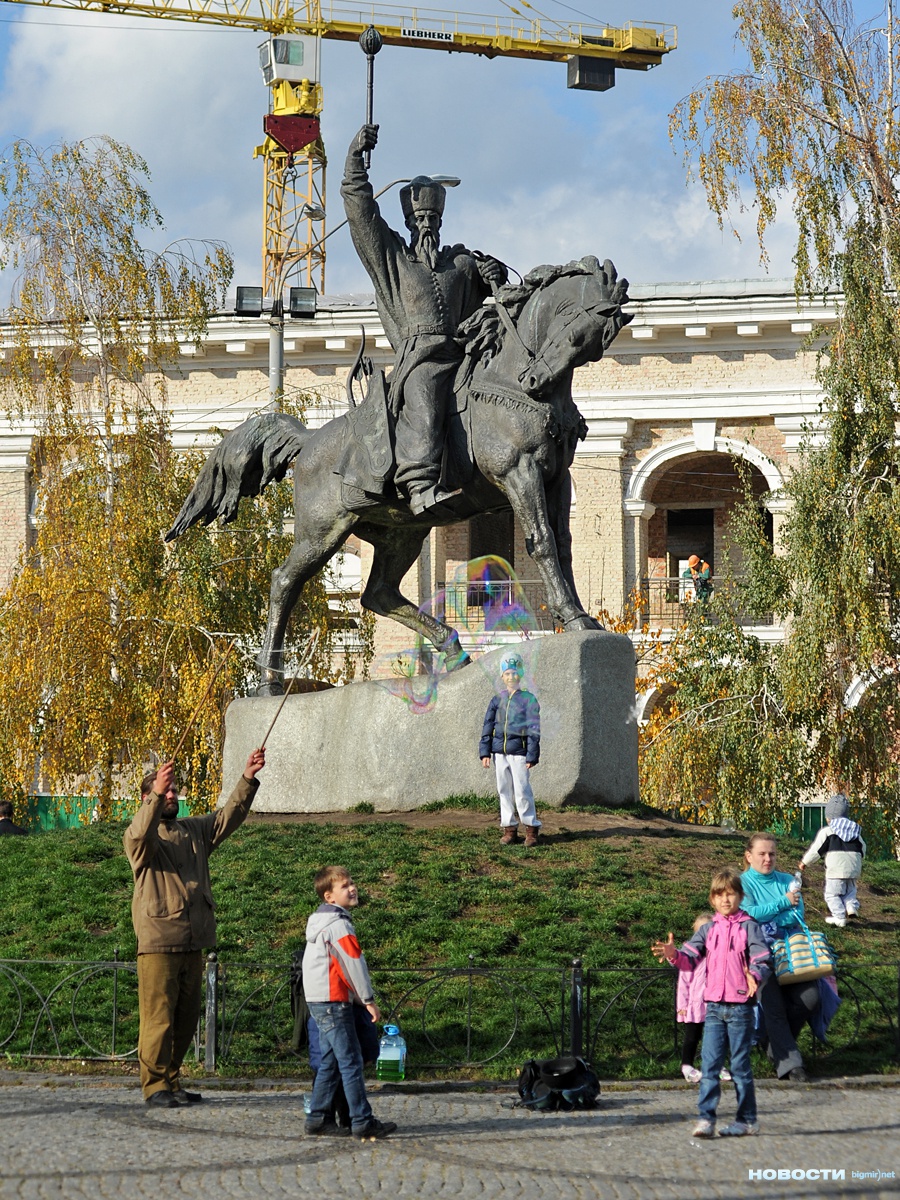 Осенний Подол, Киев
