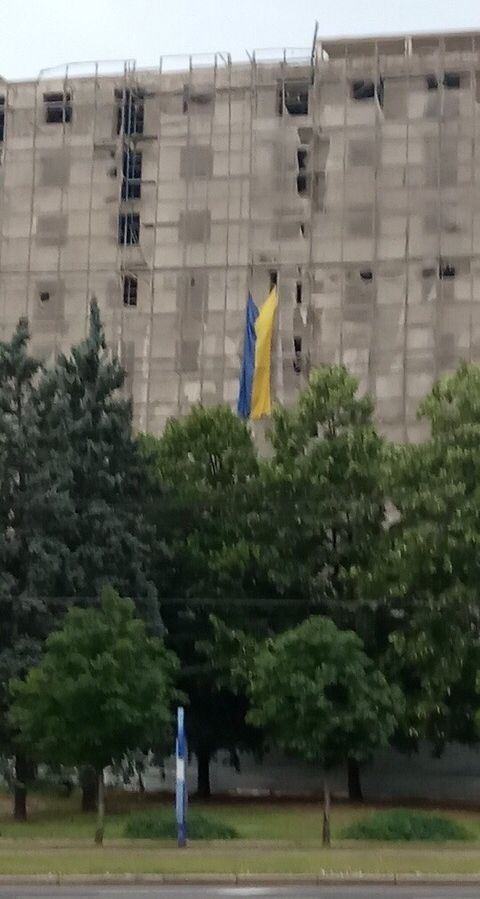 Флаг сфотографировали очевидцы