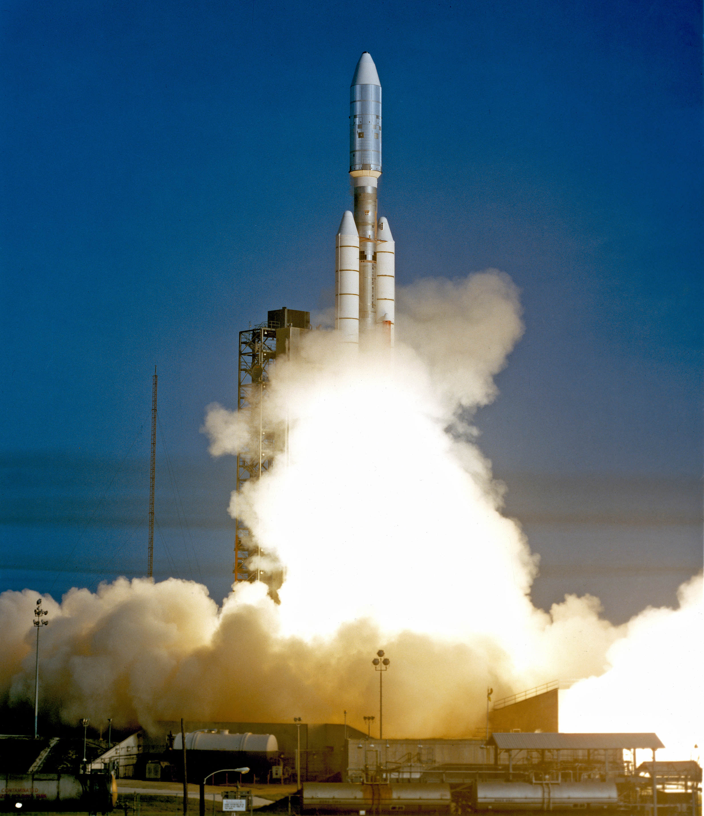 Запуск Вояджера-1 на ракете-носителе Titan IIIE