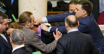 Олег Тягнибок и Игорь Мирошниченко, по данным СМИ, стали персонами нон-грата в США