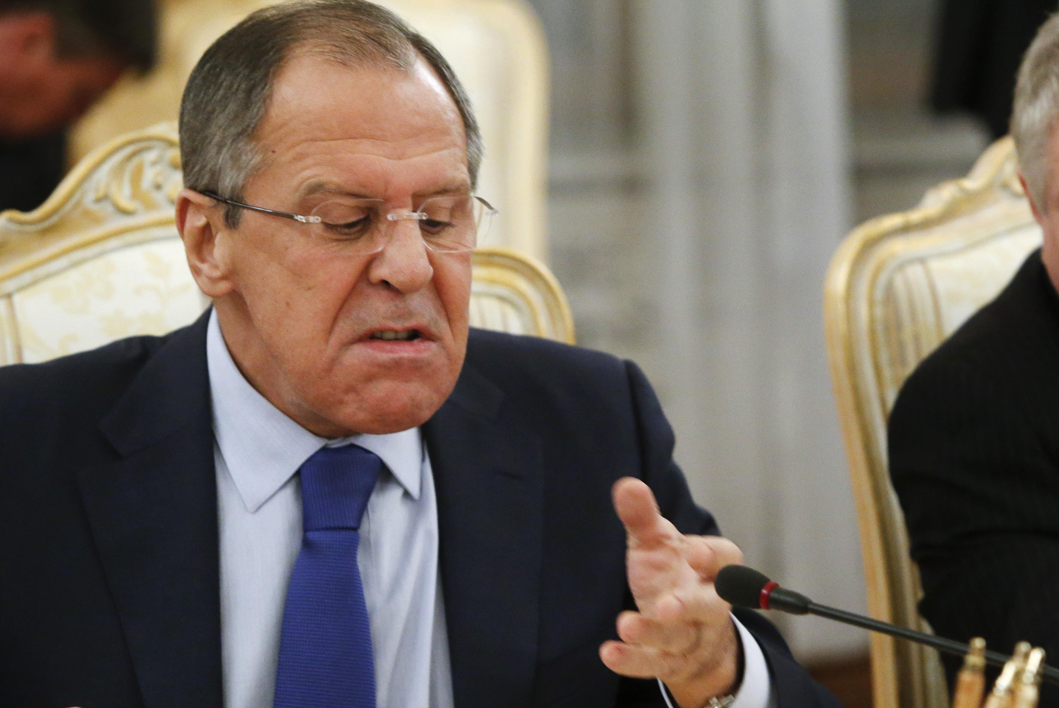Минобороны Чехии уволило главу НИИ, рассказавшего об испытаниях Новичка Украина отказалась забирать свою технику из Крыма