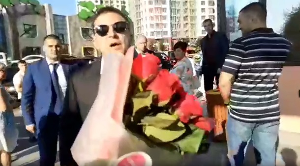 Зеленский попросил журналистов не фотографировать их