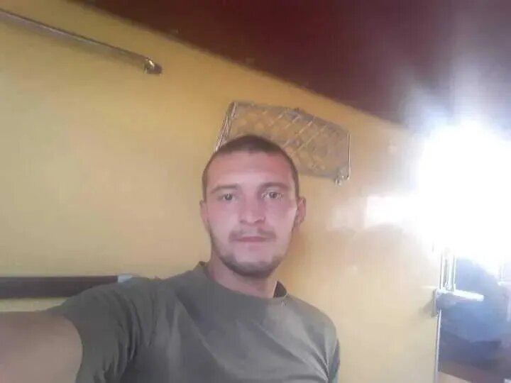 Фото погибшего от выстрела снайпера солдата