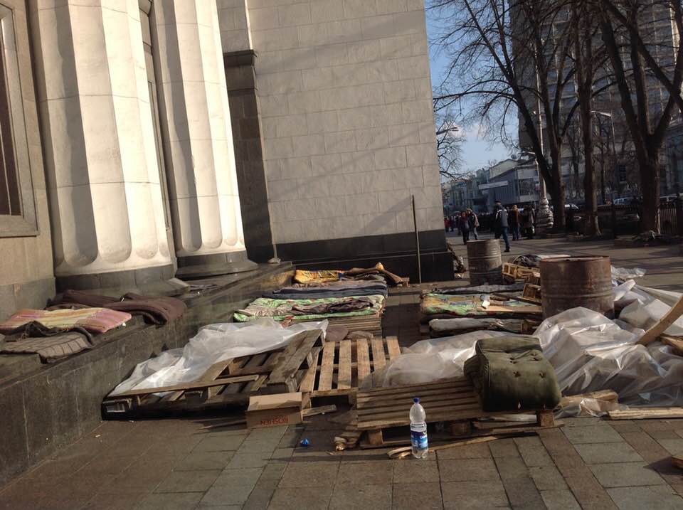18 февраля 2014 года погибли 23 человека