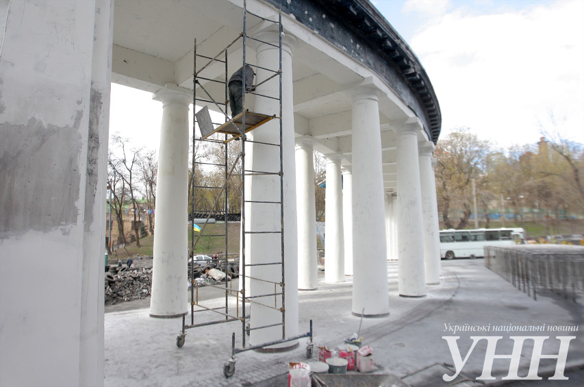 Реконструкция колоннады стадиона Динамо
