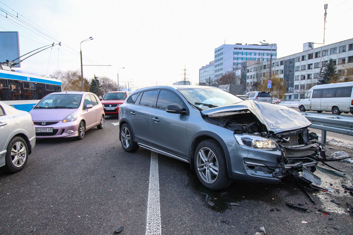 Пострадал водитель Ford
