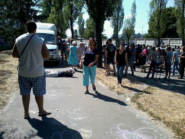 На Березняках жители протестовали против застройки сквера