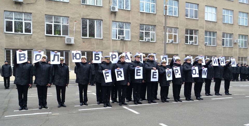 Курсанты морской академии потребовали свободы для своих сокурсников