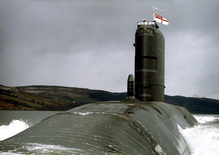 Британские Swiftsure иногда сталкивались между собой