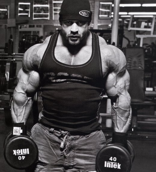 Брэнч Уоррен — профессиональный культурист IFBB, победитель и призер многих международных соревнований