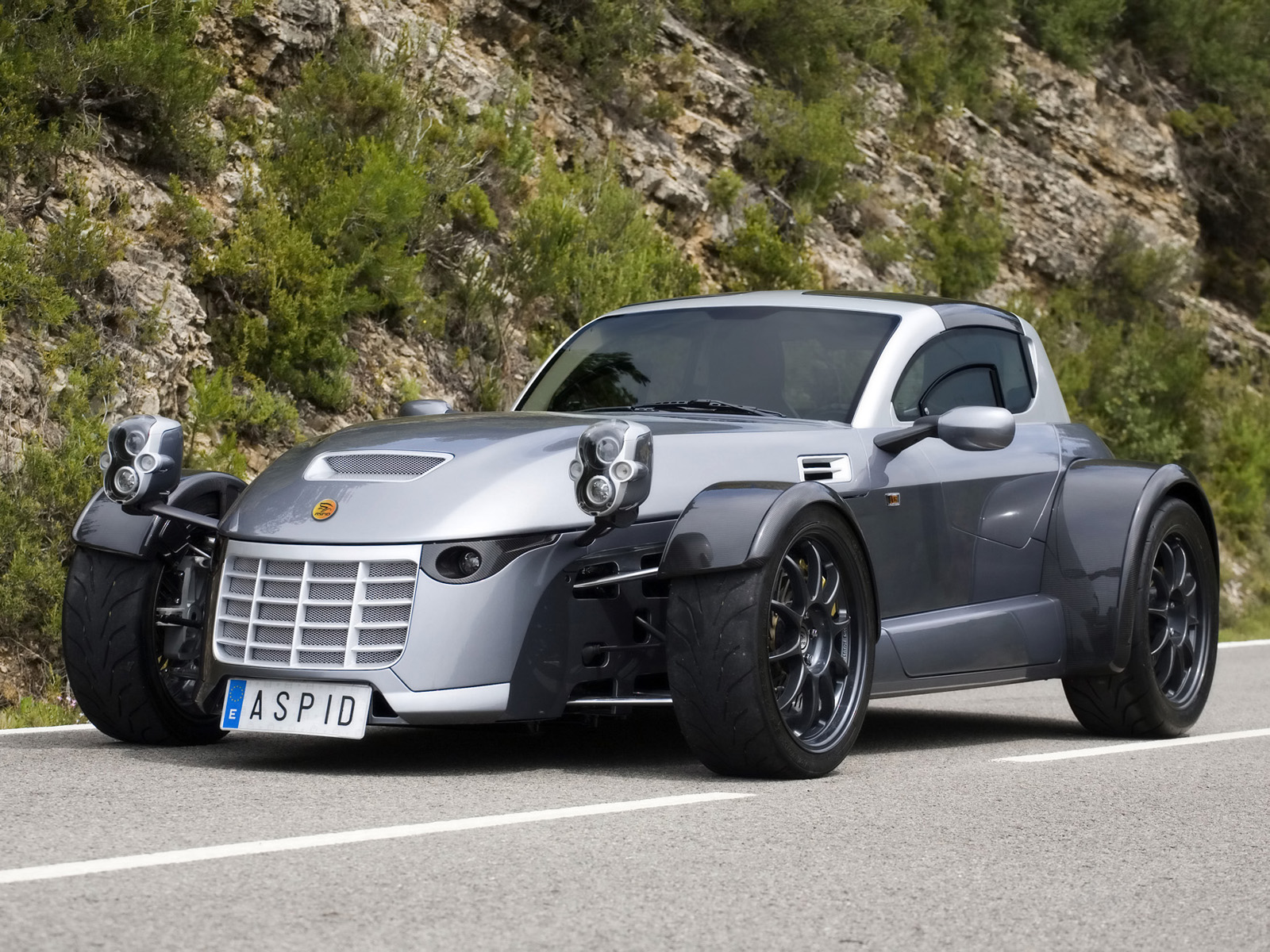IFR Automotive Aspid оснащен 450-сильным 4,4-литровым V8