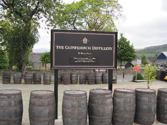 Вискокурня Glenfiddich Distillery