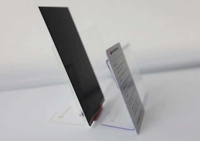 Поговаривают, что LG Optimus G2 будет первым смартфоном с таким дисплеем