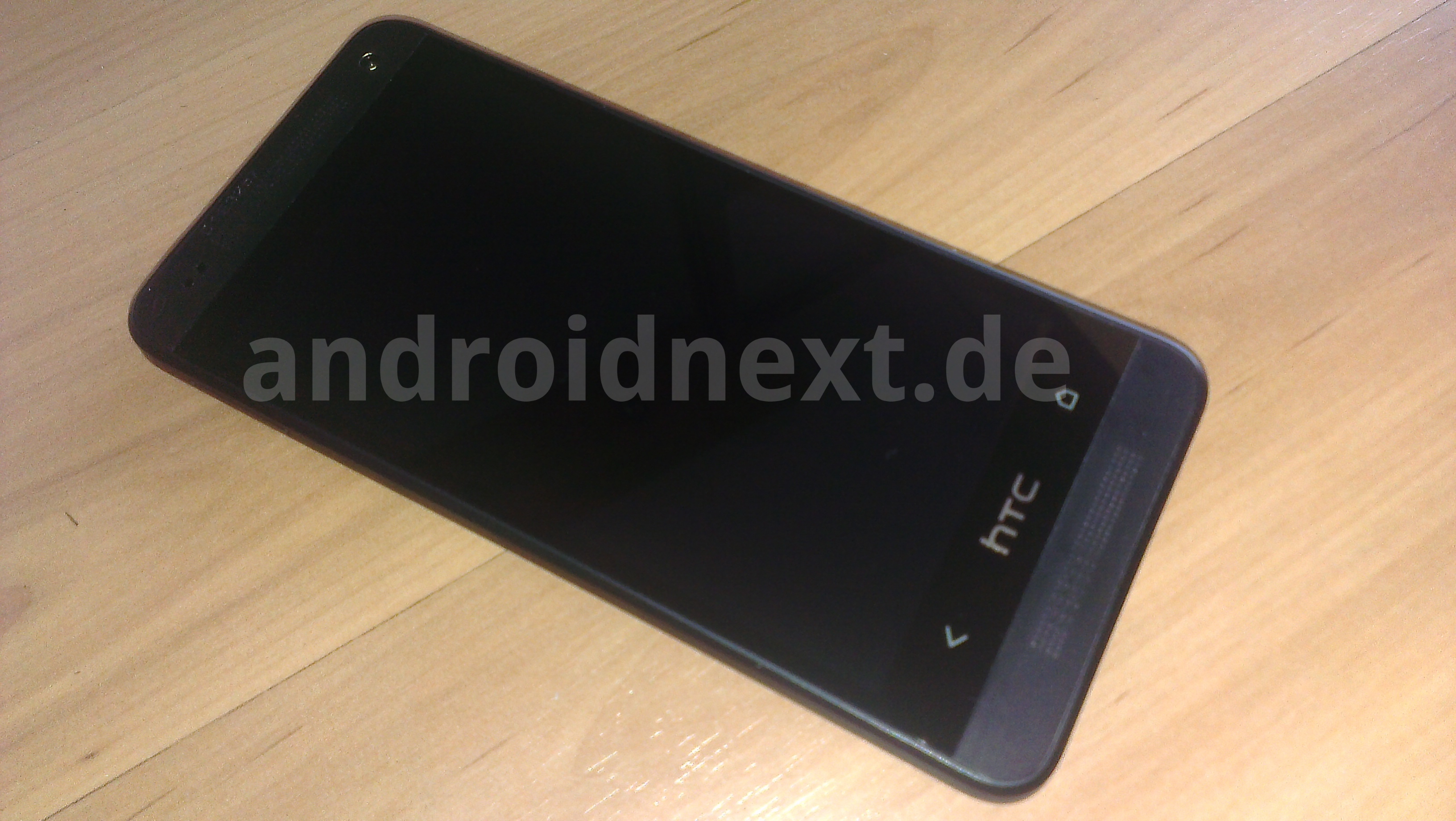 HTC One mini