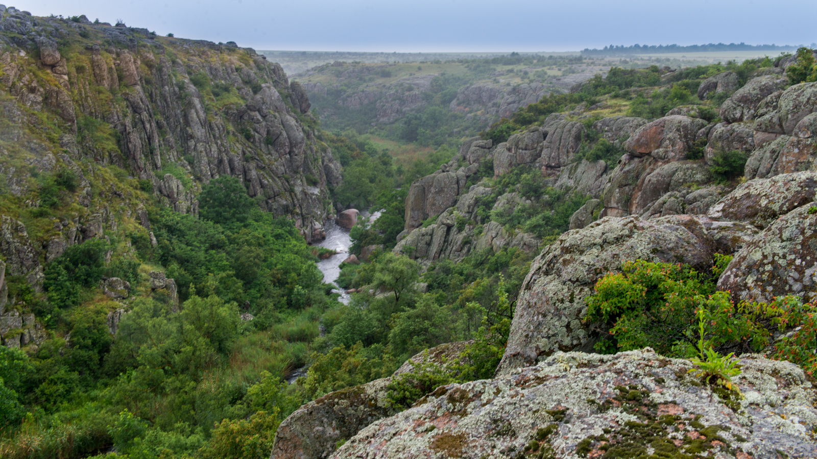 Актовский каньон Украина