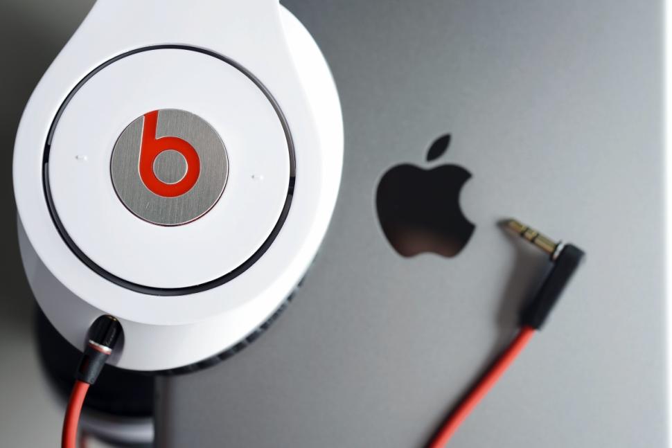 Apple разрешили купить Beats