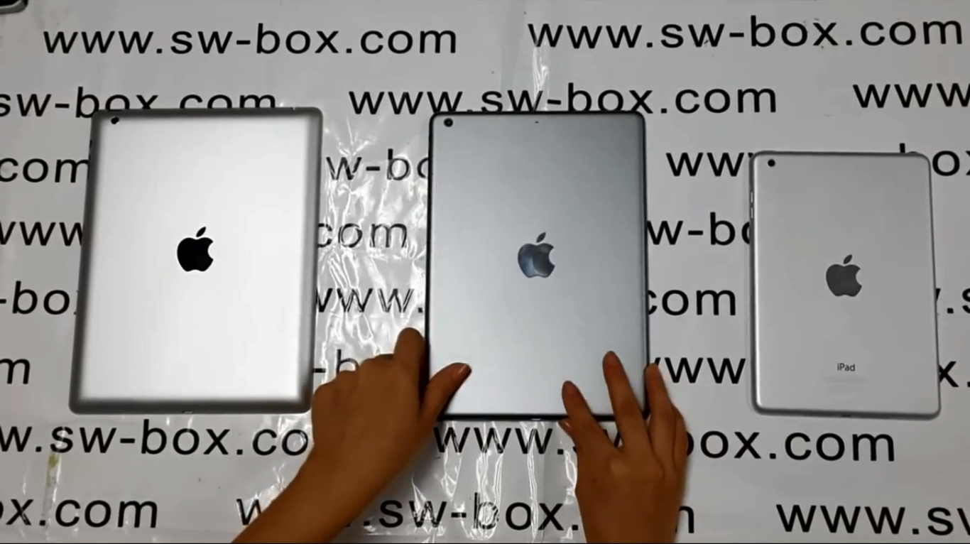 Слева направо: iPad 4, iPad 5, iPad mini