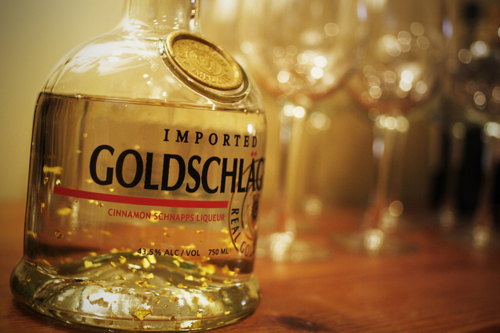 Goldschläger - швейцарский шнапс с золотом