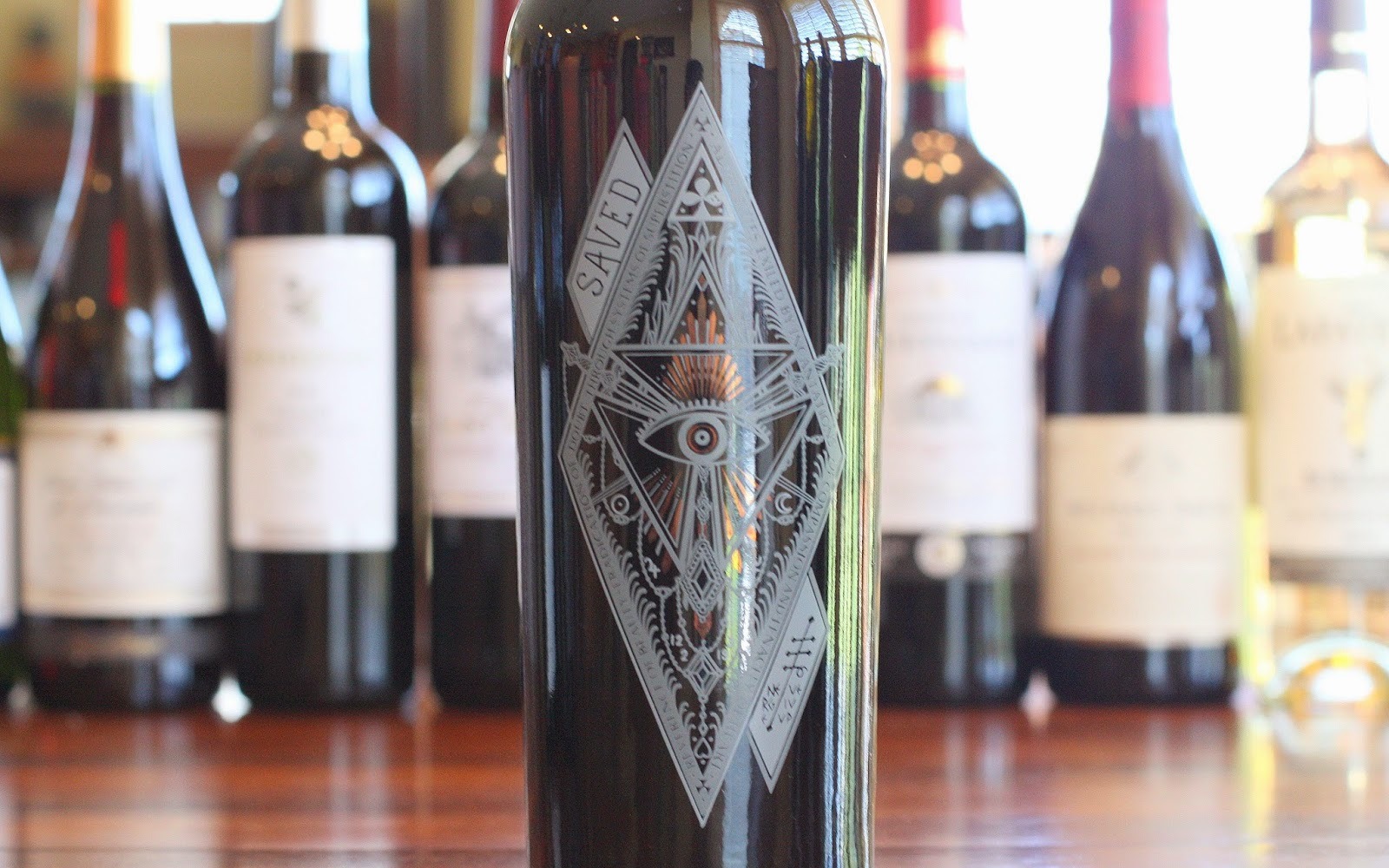 Калифорнийское вино Saved Red Wine - 500 гривен