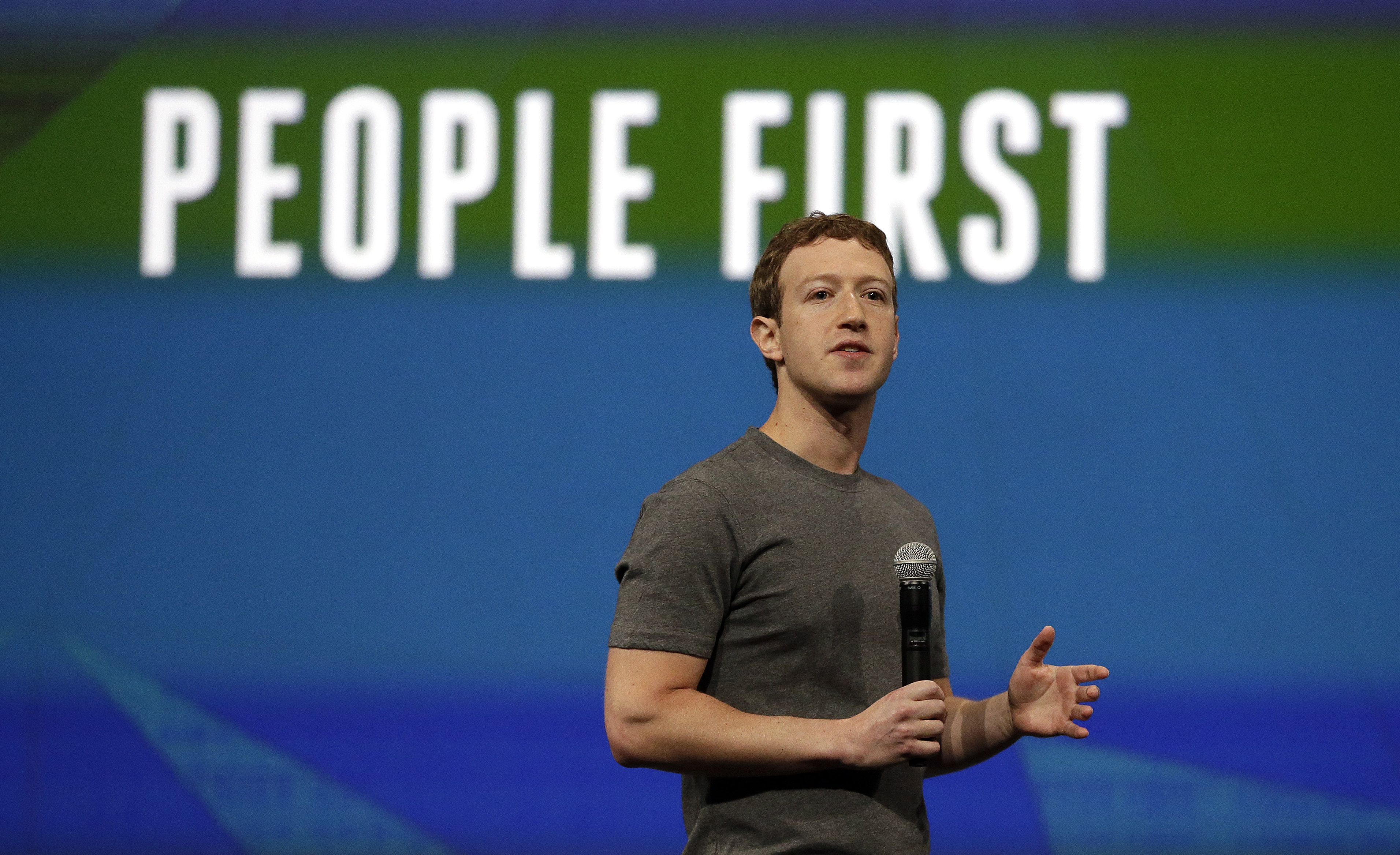 Основатель Facebook Марк Цукерберг прислушался к пожеланиям пользователей