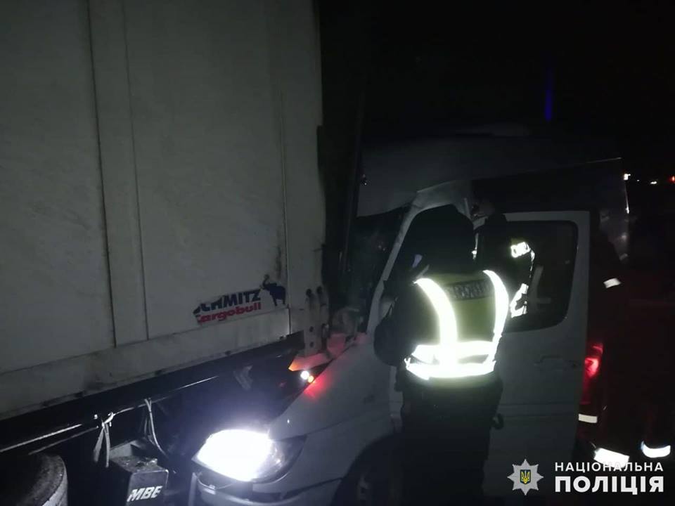 Второе ДТП произошло на трассе Киев-Одесса в 7:25.