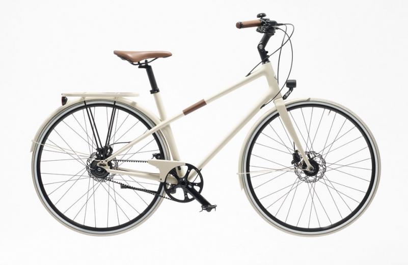 Le Flaneur d’Hermes - от 10 000$