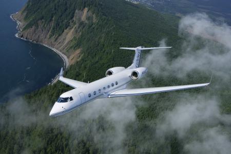 Реактивный самолет Gulfstream