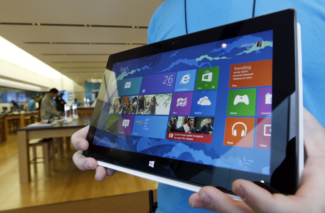 Microsoft Surface Pro работает под управлением Windows 8 Pro