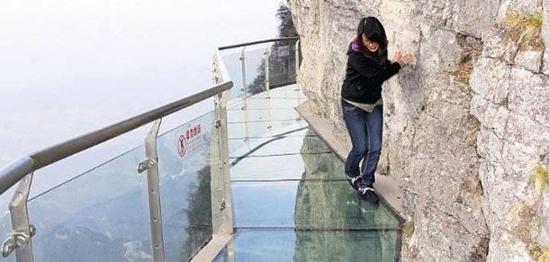 Стеклянная тропа страха, гора Тяньмэнь в Чжанцзяцзе