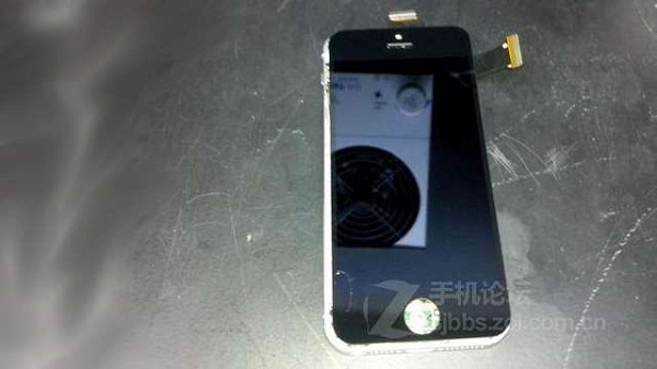 Почти не отличается от iPhone 5