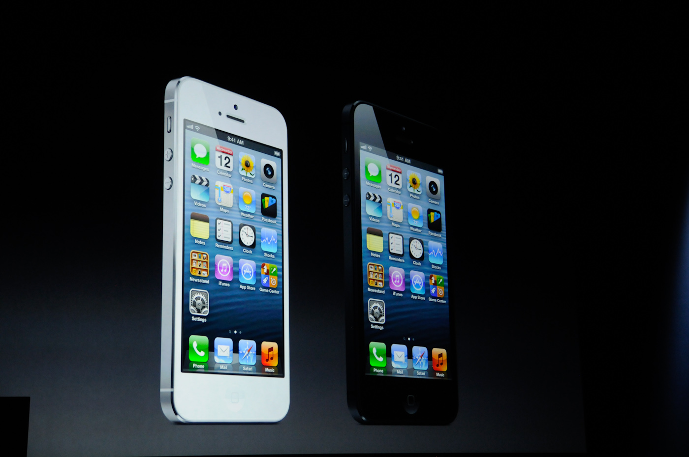 К сожалению, дешевого iPhone не будет