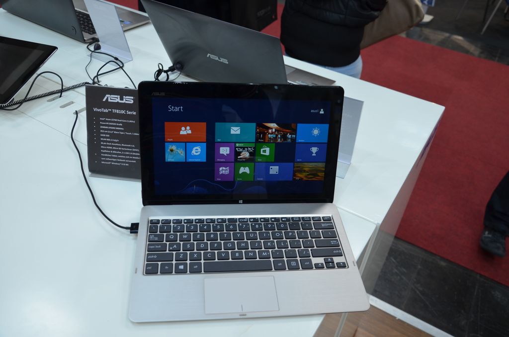 Ноутбуки ASUS