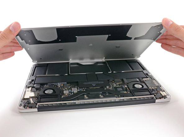 MacBook Pro не пригоден к ремонту - эксперты