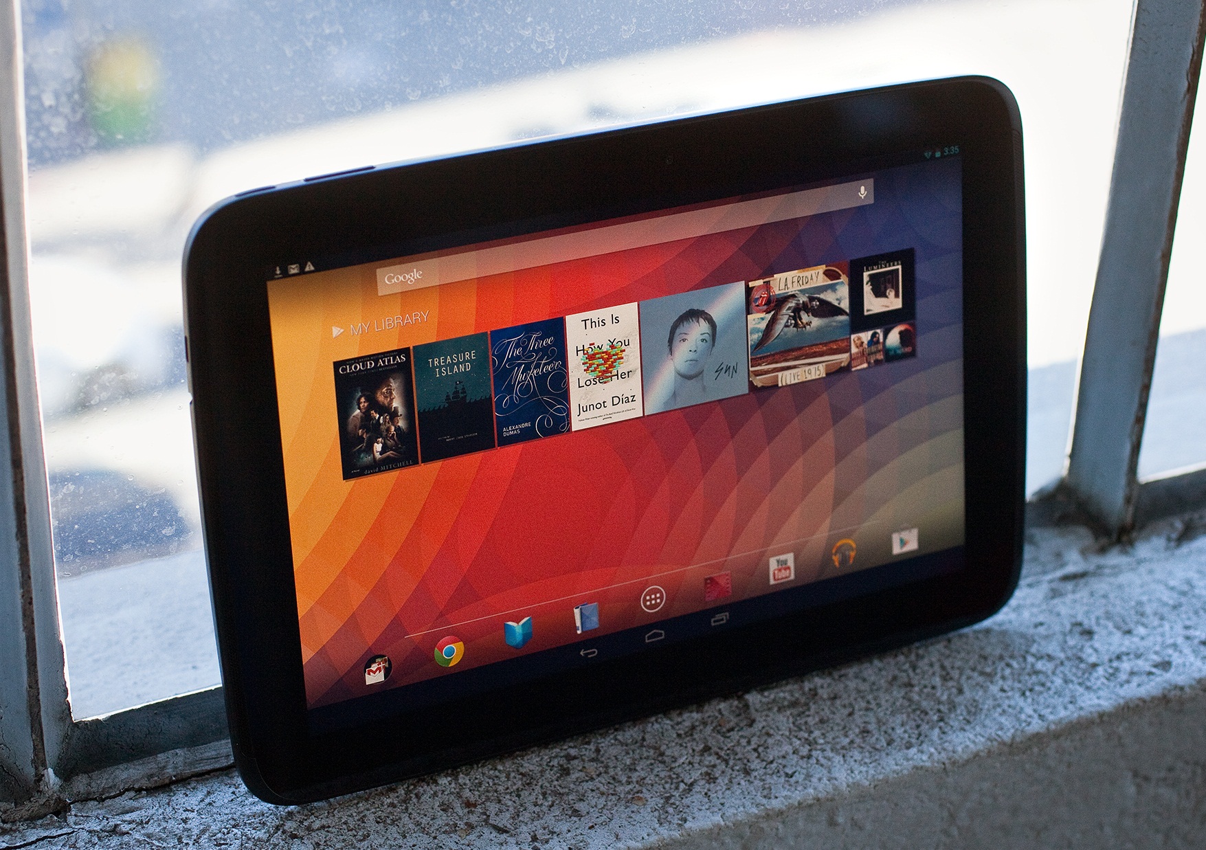 Nexus 10 до сих пор в спросе