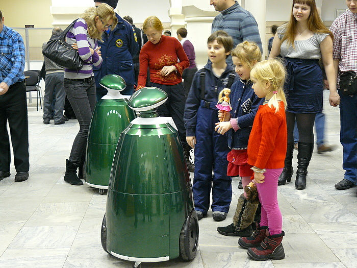 Робот RBot