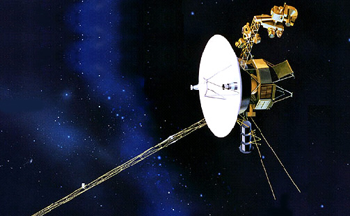 Voyager 1 от Земли находится на расстоянии порядка 19-ти миллиардов километров