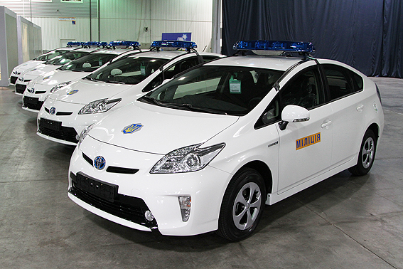 Toyota продолжает поставлять гибриды для украинской милиции