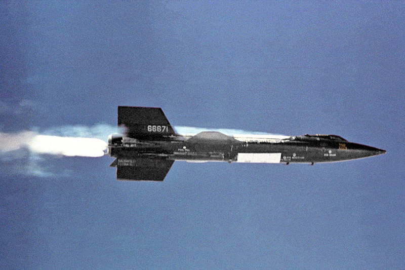 X-15 достиг высоты 107,96 километров