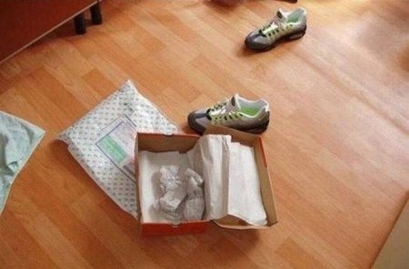 Китайские кроссовки никогда не дадут забыть, откуда они