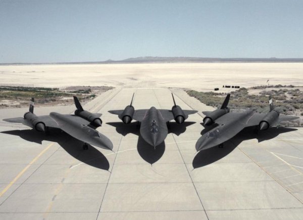 Самый быстрый самолет в мире SR-71