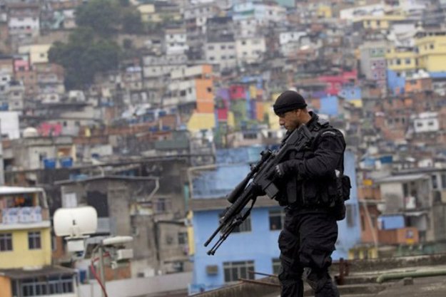 Прогулка по фавелам Рио-де-Жанейро с сотрудниками спецназа