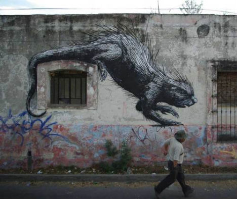 Причудливые граффити на улицах Мехико