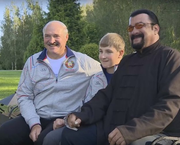 Стивен Сигал побывал в гостях у Александра Лукашенко