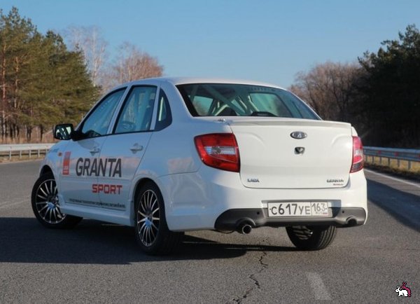 Lada Granta SPORT  749 000 