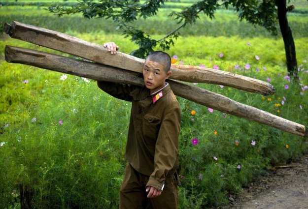 Фототабу: что нельзя снимать в Северной Корее