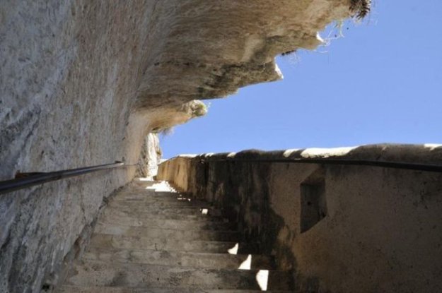 Лестница короля Арагона на Корсике