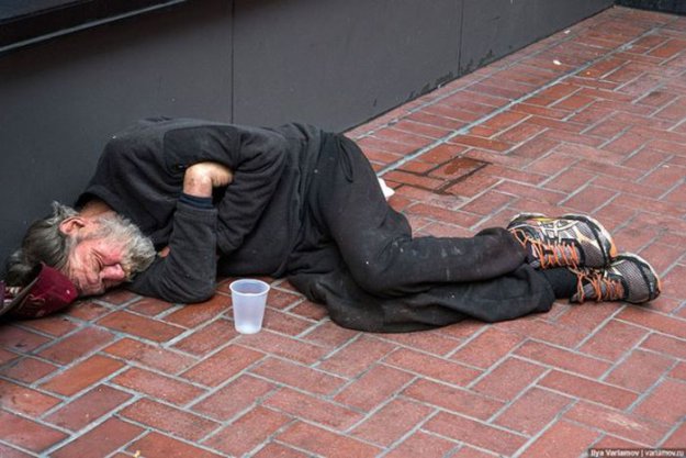 Почему в США так много бездомных