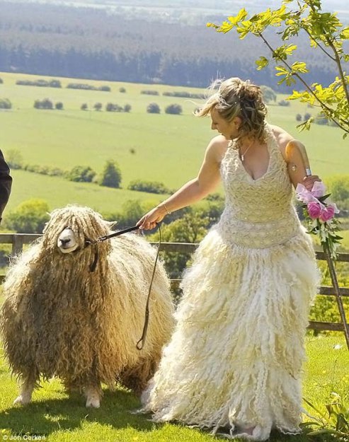 Необычное платье для невесты