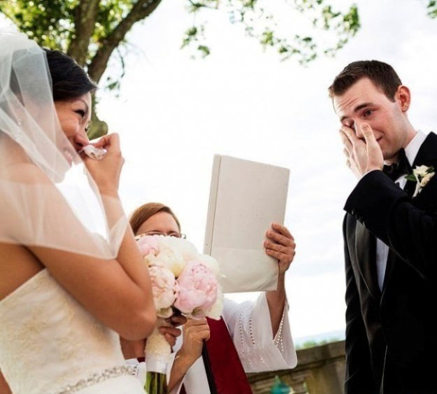 Мужчины, которые впервые увидели свою избранницу в свадебном платье