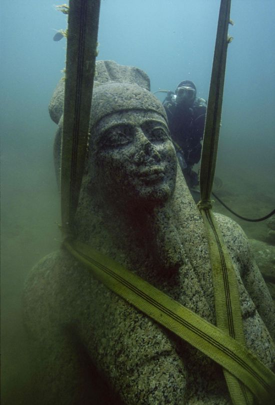 Реликвии Древнего Египта, пролежавшие более 1000 лет под водой